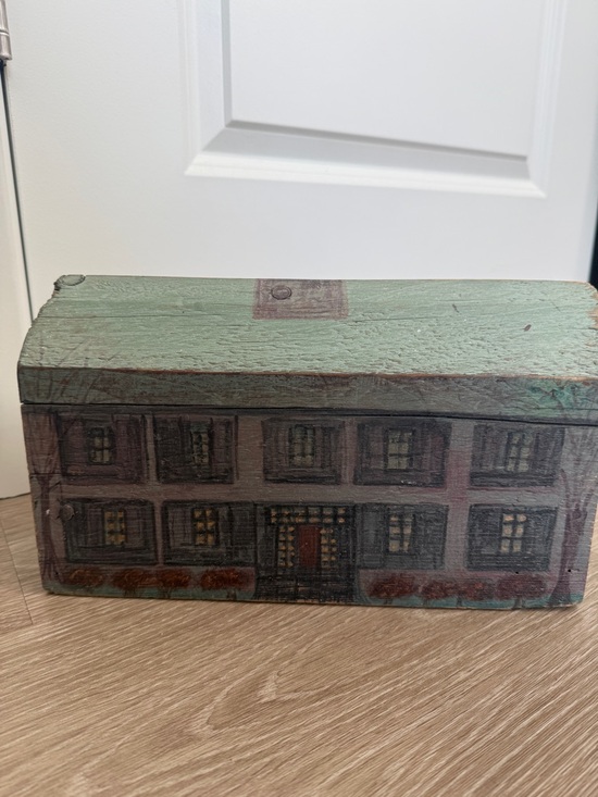 Other - Maine Antique Painted Driftwood House